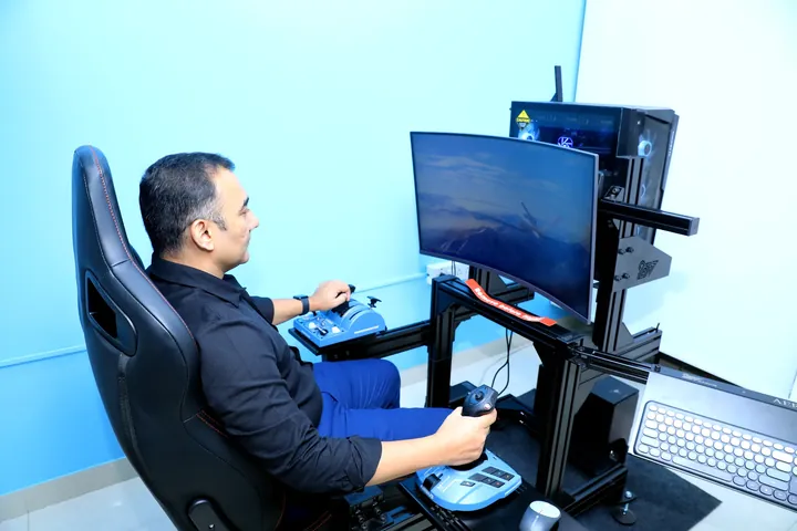 Student pilot in a one-on-one simulator session