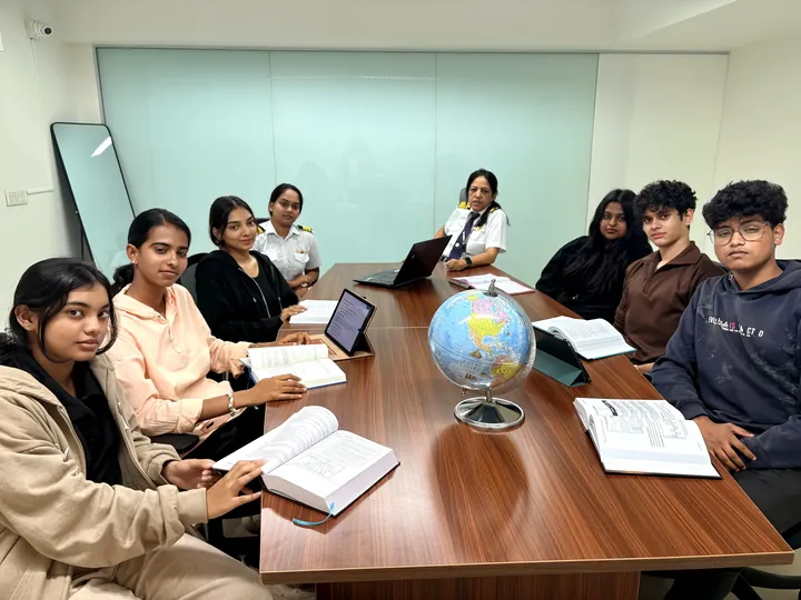 Students in a study session at Aerogenesis